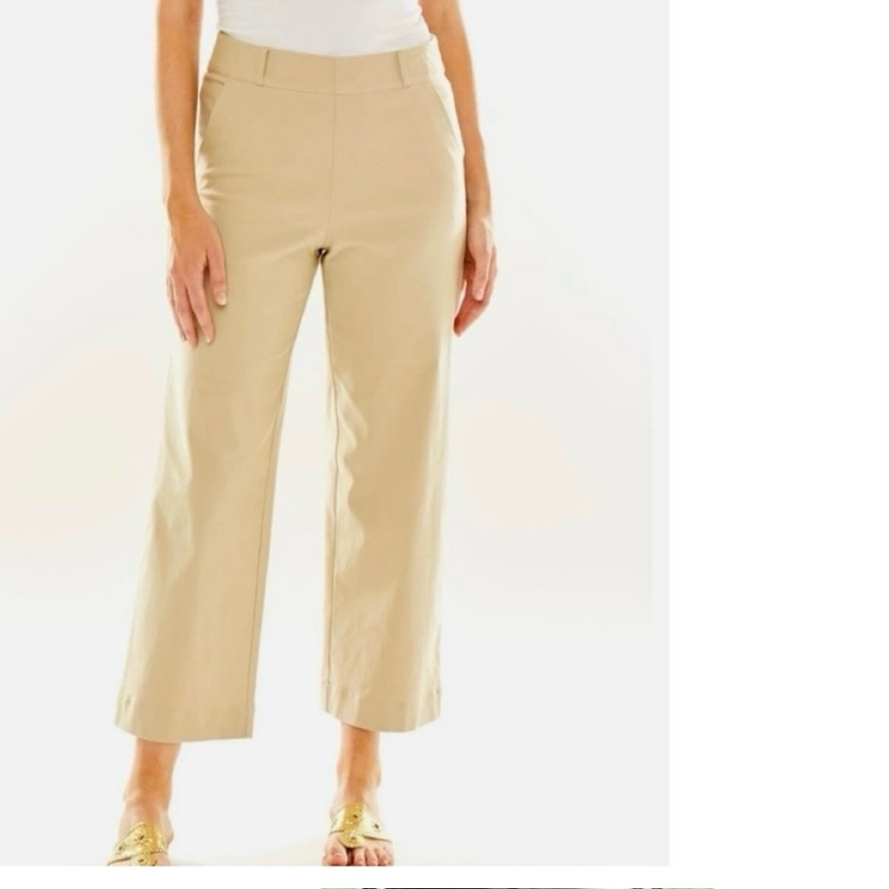 Banana Republic- Stretch Flat Front
Light Tan Capri Pants